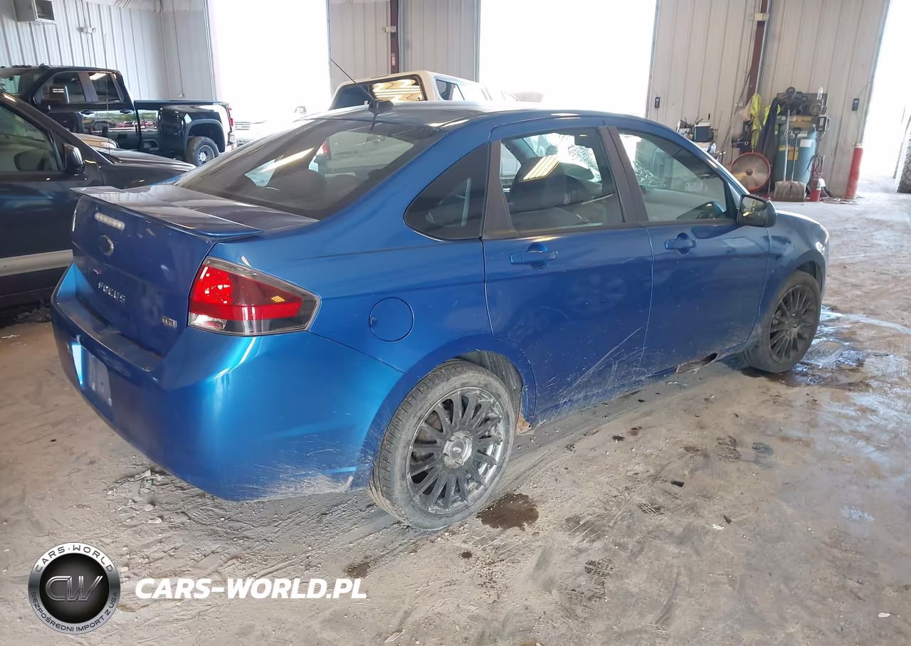 2011 Ford Focus Ses VIN:1FAHP3GN8BW134116 - 4