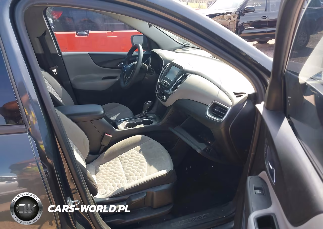 2018 Chevrolet Equinox Ls VIN:3GNAXHEV7JL333777 - 5