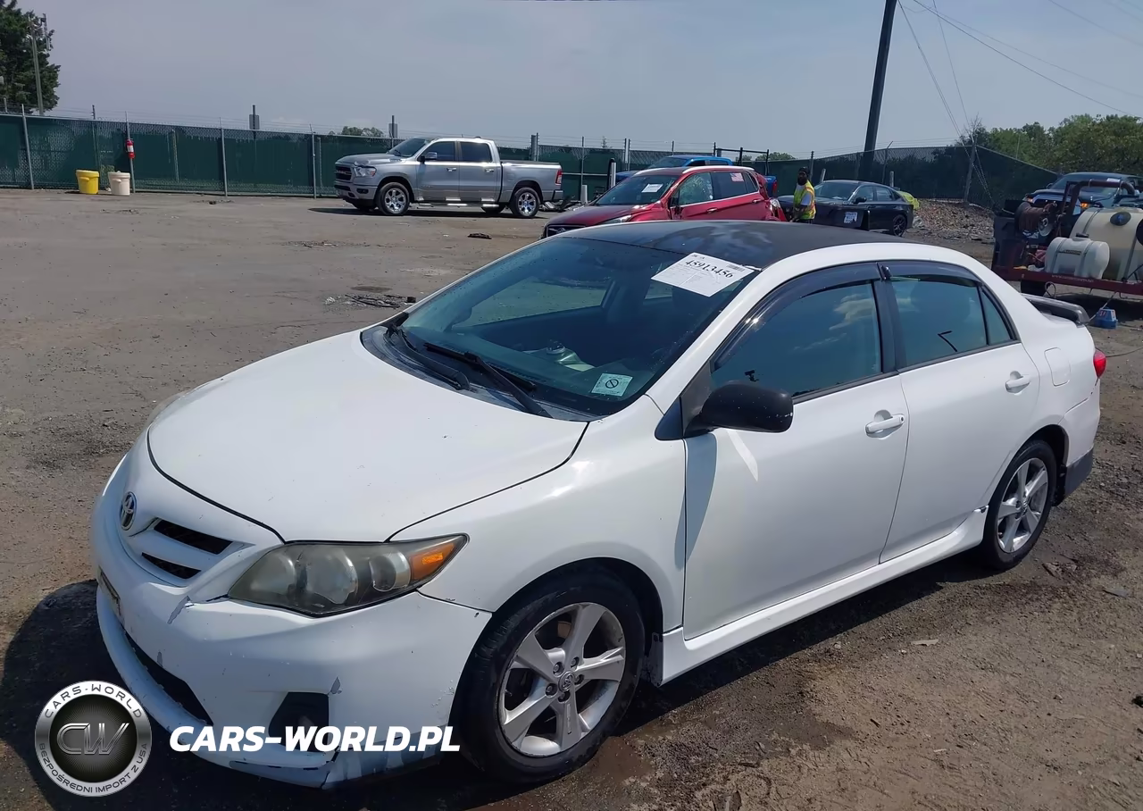 2013 Toyota Corolla S VIN:2T1BU4EE2DC090112 - 2