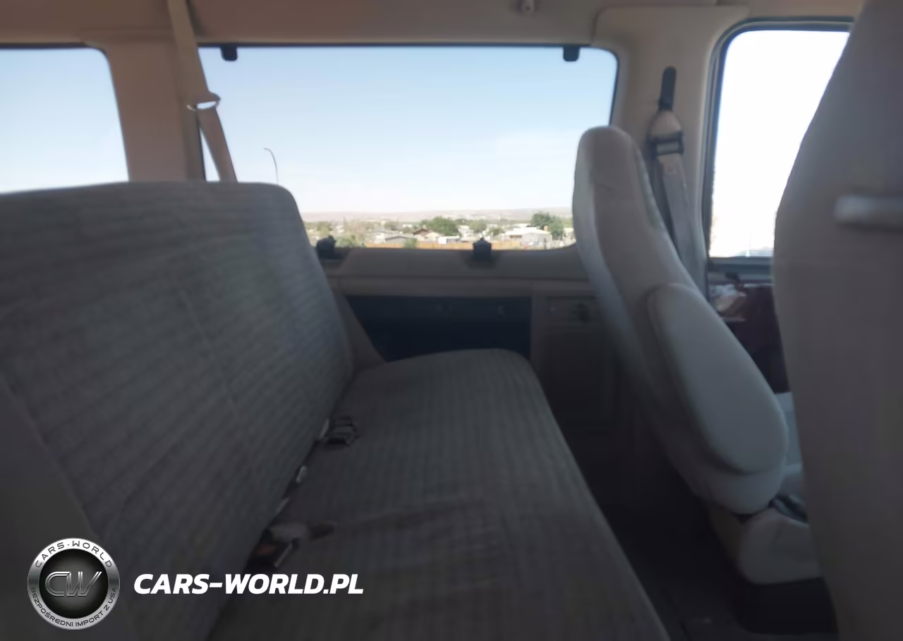 2000 Ford E-350 Super Duty Xl-Xlt VIN:1FBNE31LXYHB80008 - 8