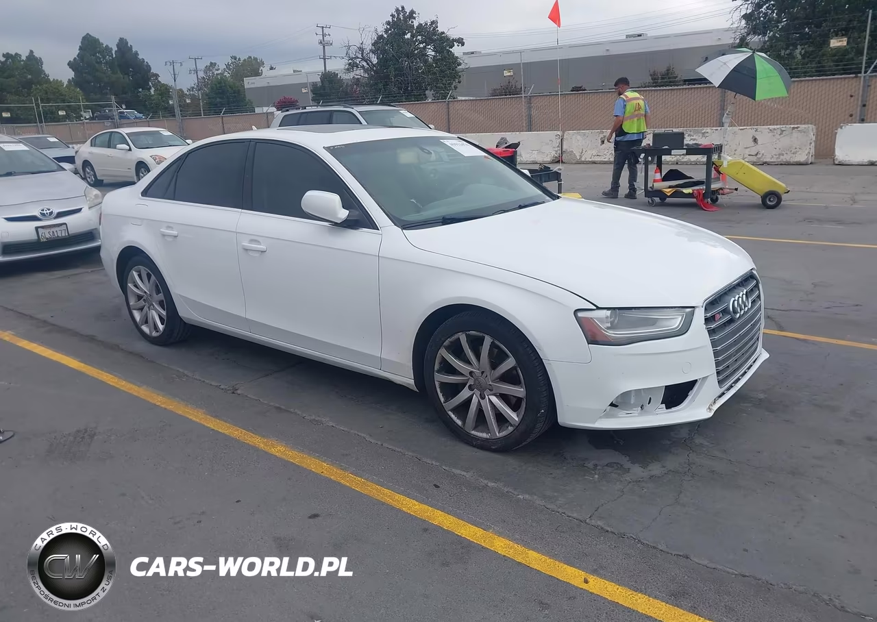 2013 Audi A4 2.0T Premium – zdjęcie 1 z 12