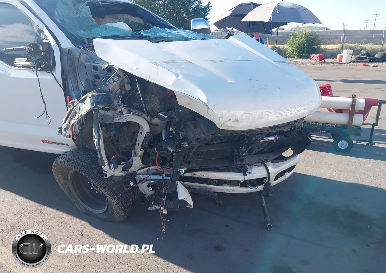 2024 Ford F-350 Platinum VIN:1FT8W3BM2REF36063 - 10