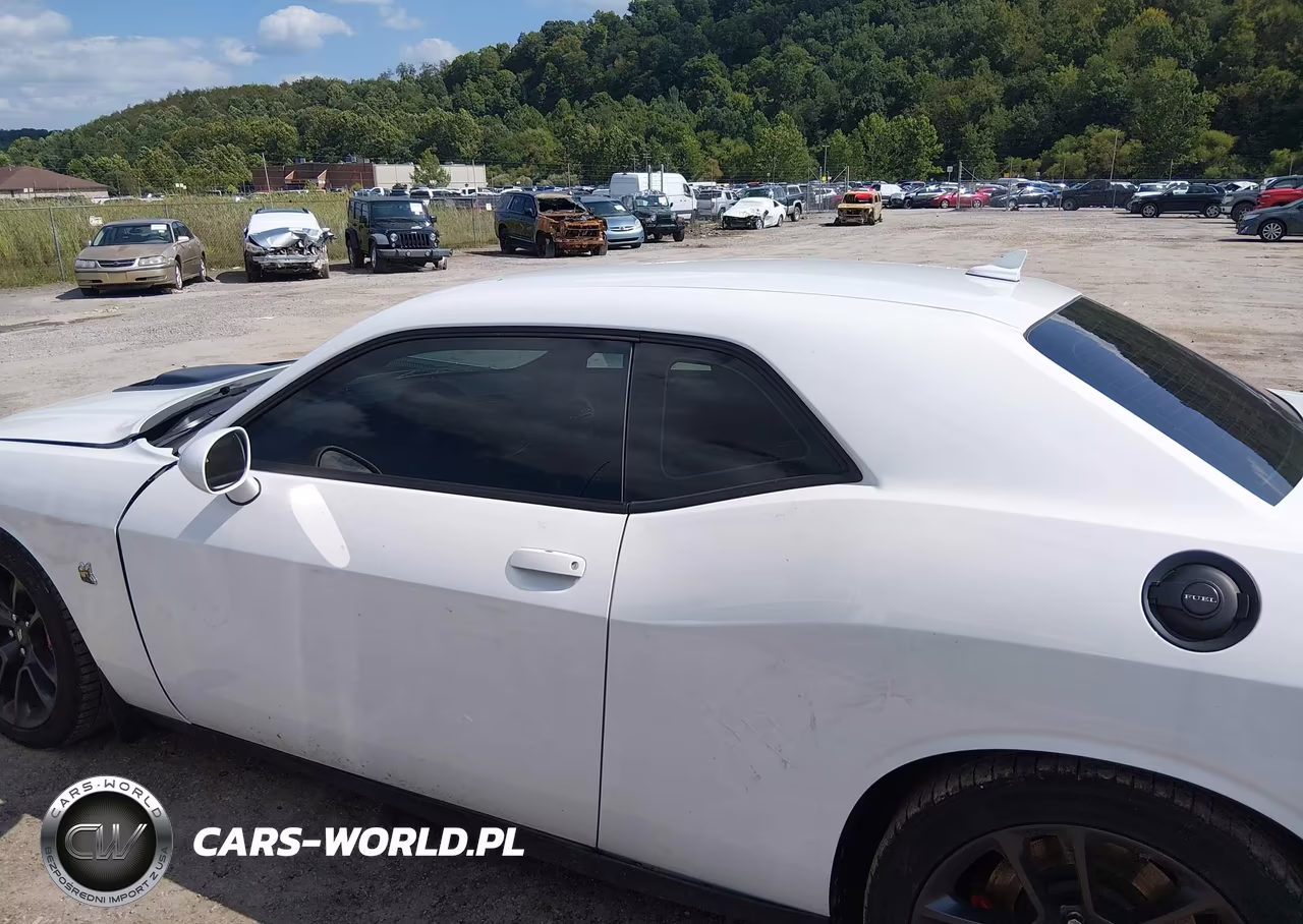 2022 Dodge Challenger R-T Scat Pack VIN:2C3CDZFJ5NH237807 - 14
