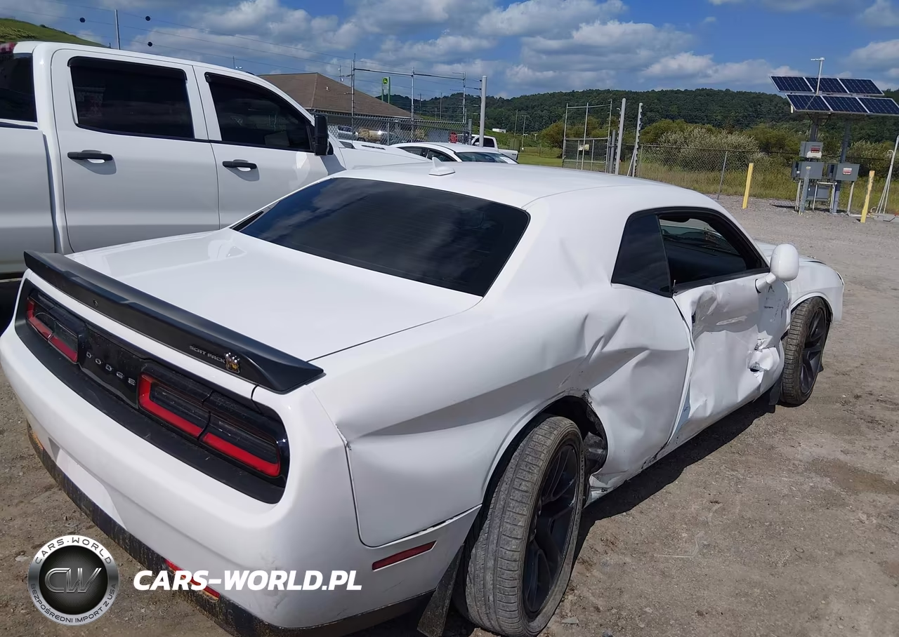 2022 Dodge Challenger R-T Scat Pack VIN:2C3CDZFJ5NH237807 - 4