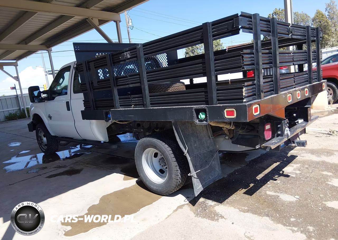2016 Ford F-350 Chassis Xl VIN:1FD8X3HT3GEC90581 - 3
