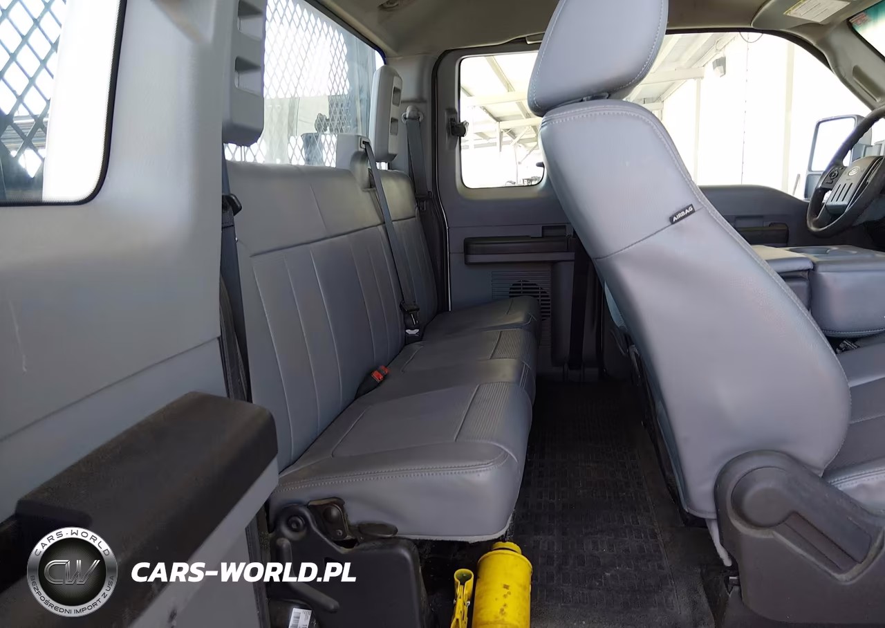 2016 Ford F-350 Chassis Xl VIN:1FD8X3HT3GEC90581 - 8