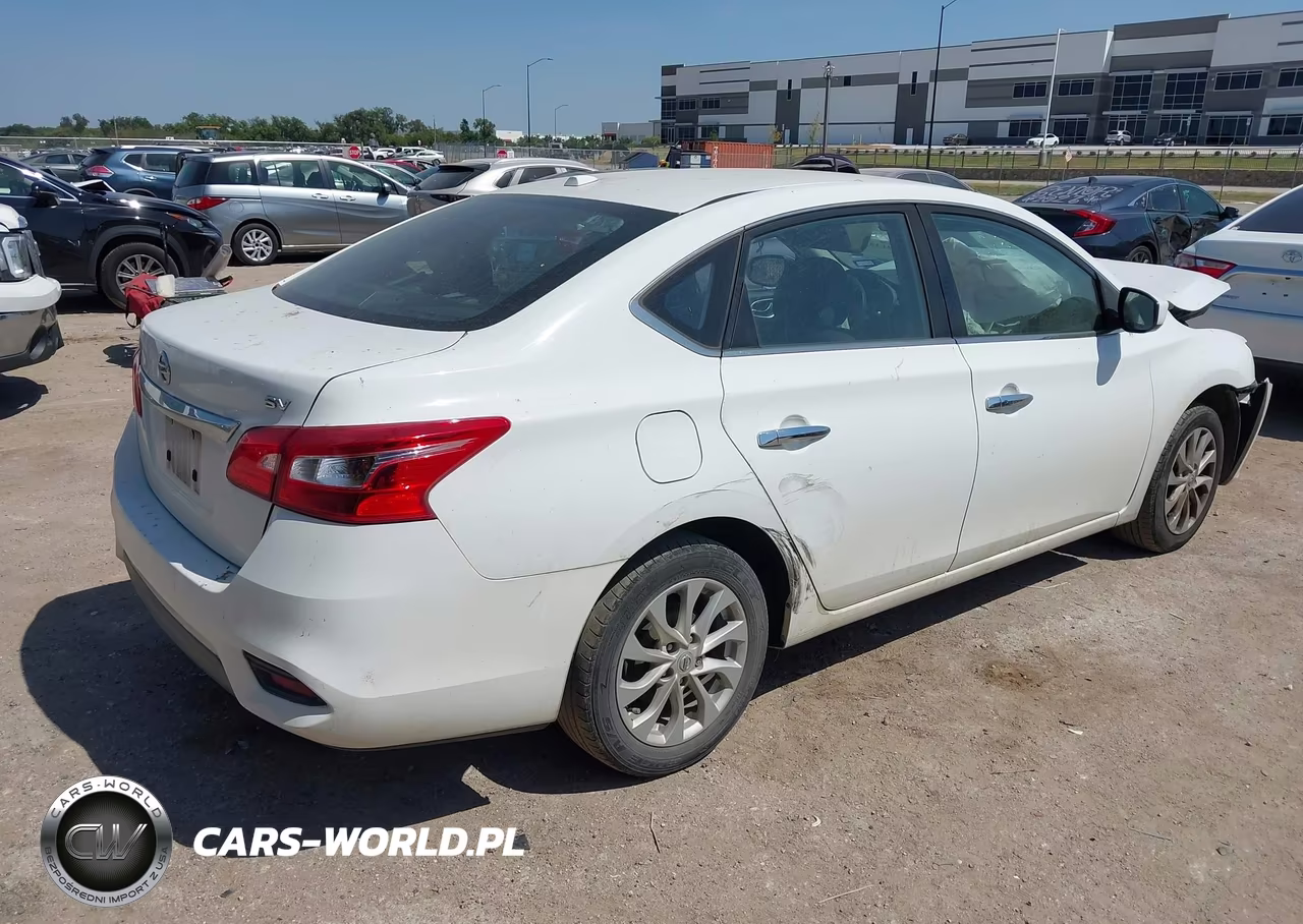 2018 Nissan Sentra Sv VIN:3N1AB7AP9JY240015 - 4
