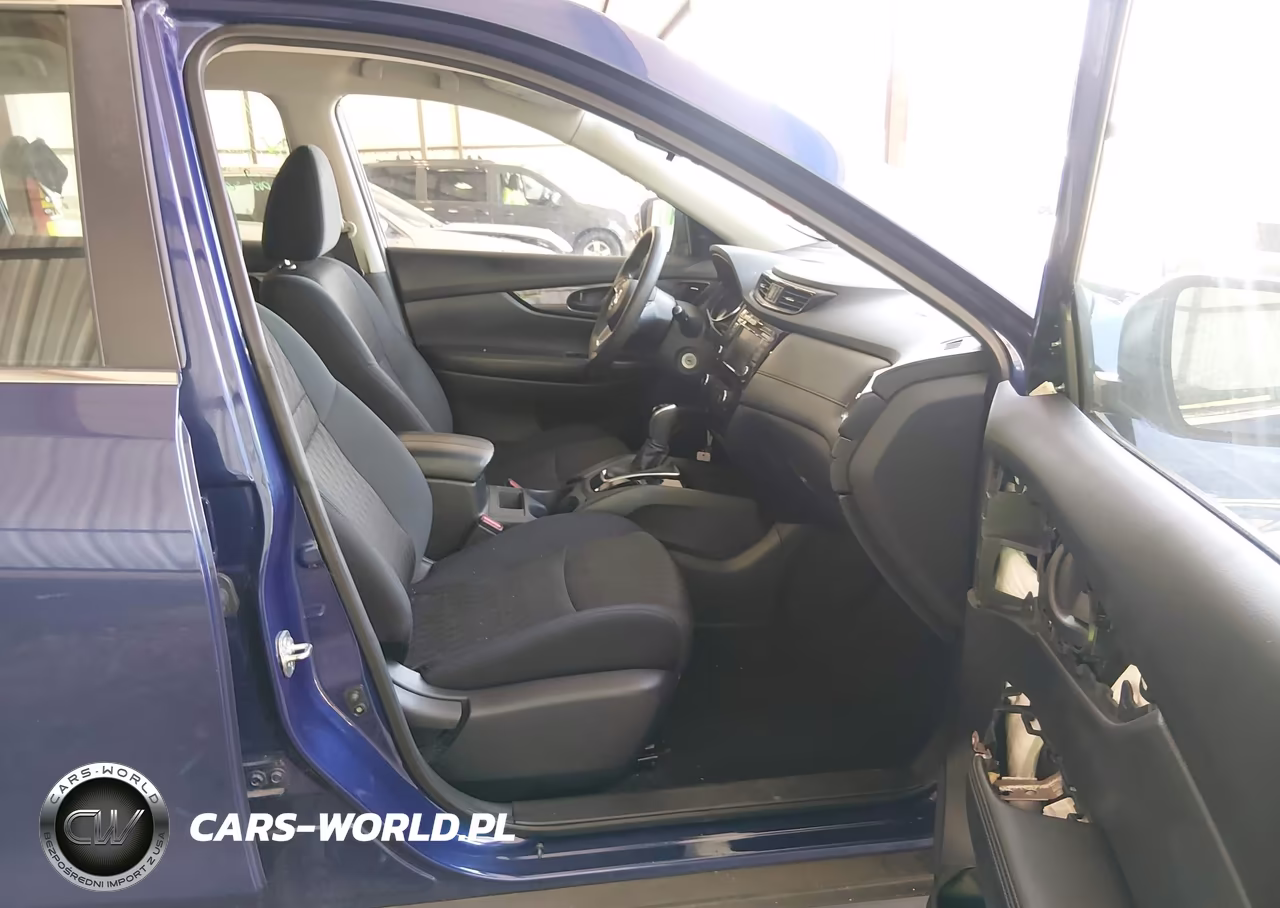 2019 Nissan Rogue S VIN:5N1AT2MV6KC801266 - 5