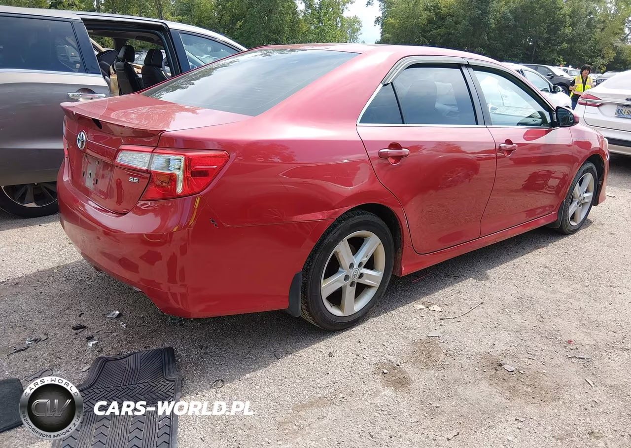 2012 Toyota Camry Se VIN:4T1BF1FK9CU530952 - 4