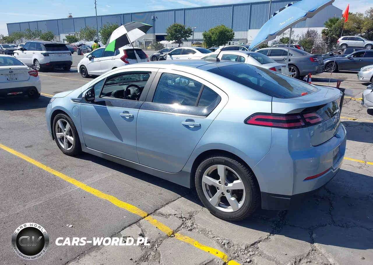 2015 Chevrolet Volt VIN:1G1RC6E4XFU125420 - 3