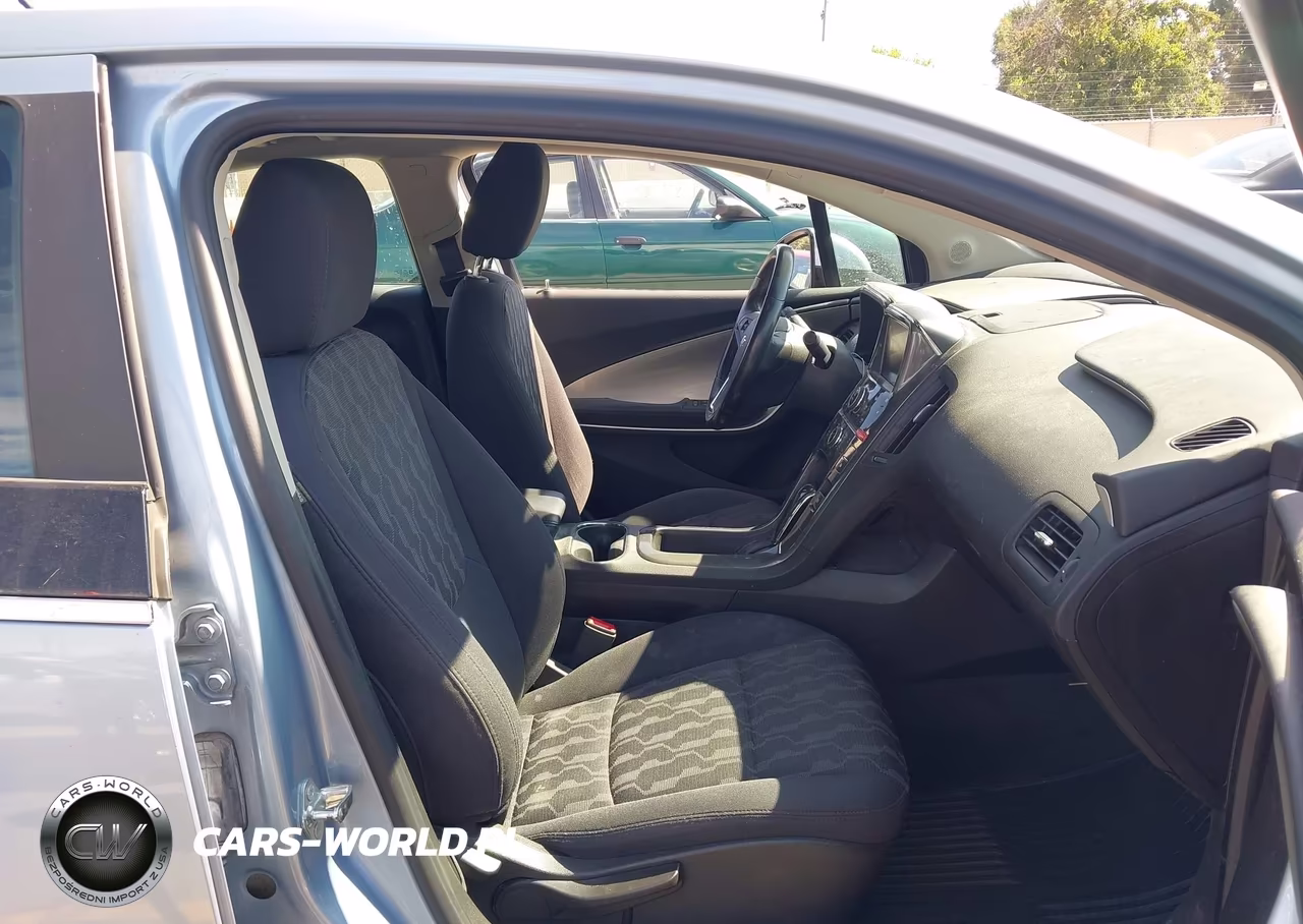 2015 Chevrolet Volt VIN:1G1RC6E4XFU125420 - 5