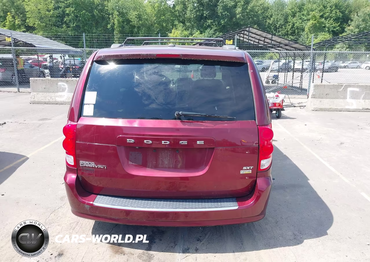 2019 Dodge Grand Caravan Sxt VIN:2C4RDGCG6KR647041 - 16
