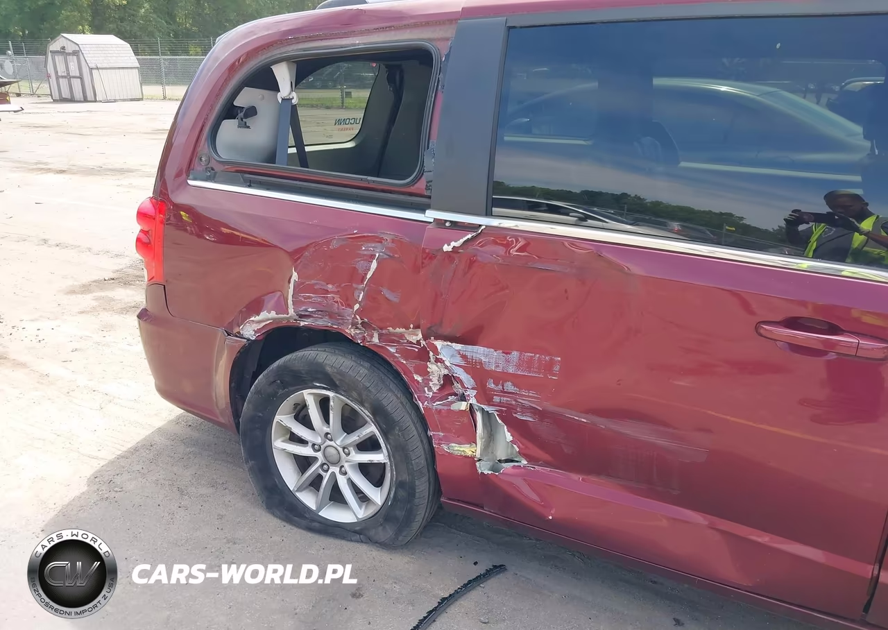 2019 Dodge Grand Caravan Sxt VIN:2C4RDGCG6KR647041 - 6