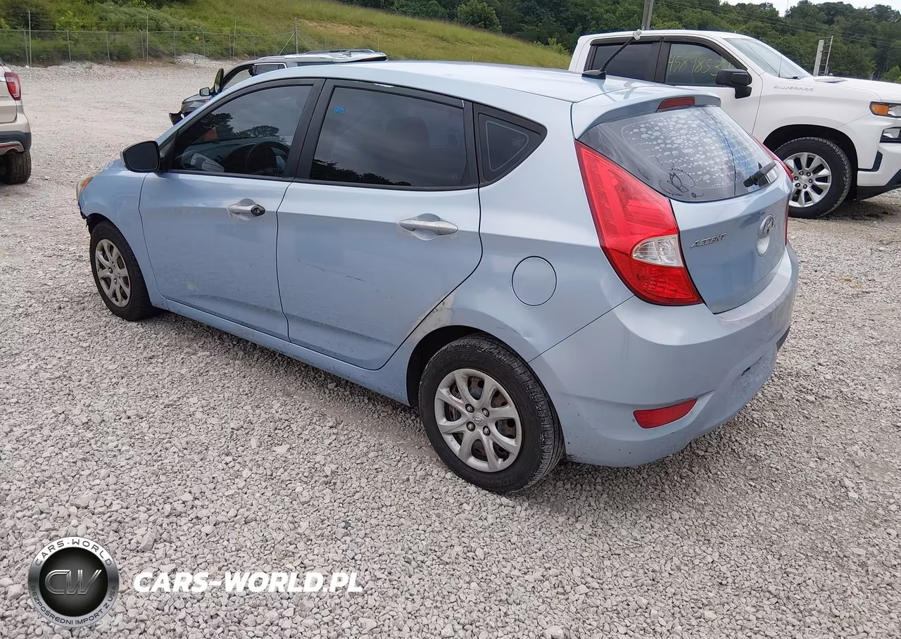 2013 Hyundai Accent Gs VIN:KMHCT5AEXDU107286 - 3