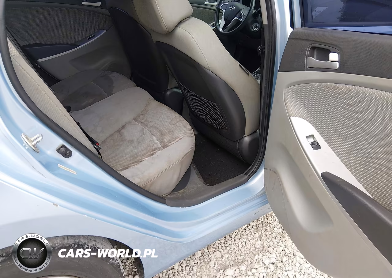 2013 Hyundai Accent Gs VIN:KMHCT5AEXDU107286 - 8