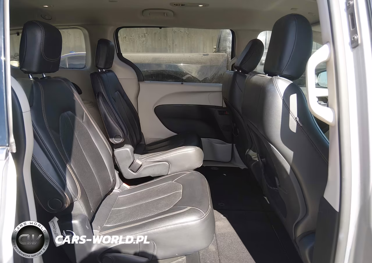 2020 Chrysler Pacifica Touring L VIN:2C4RC1BG7LR116109 - 8