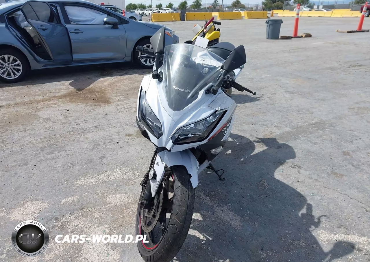 2014 Kawasaki Ex300 B VIN:JKAEX8B16EA000697 - 5