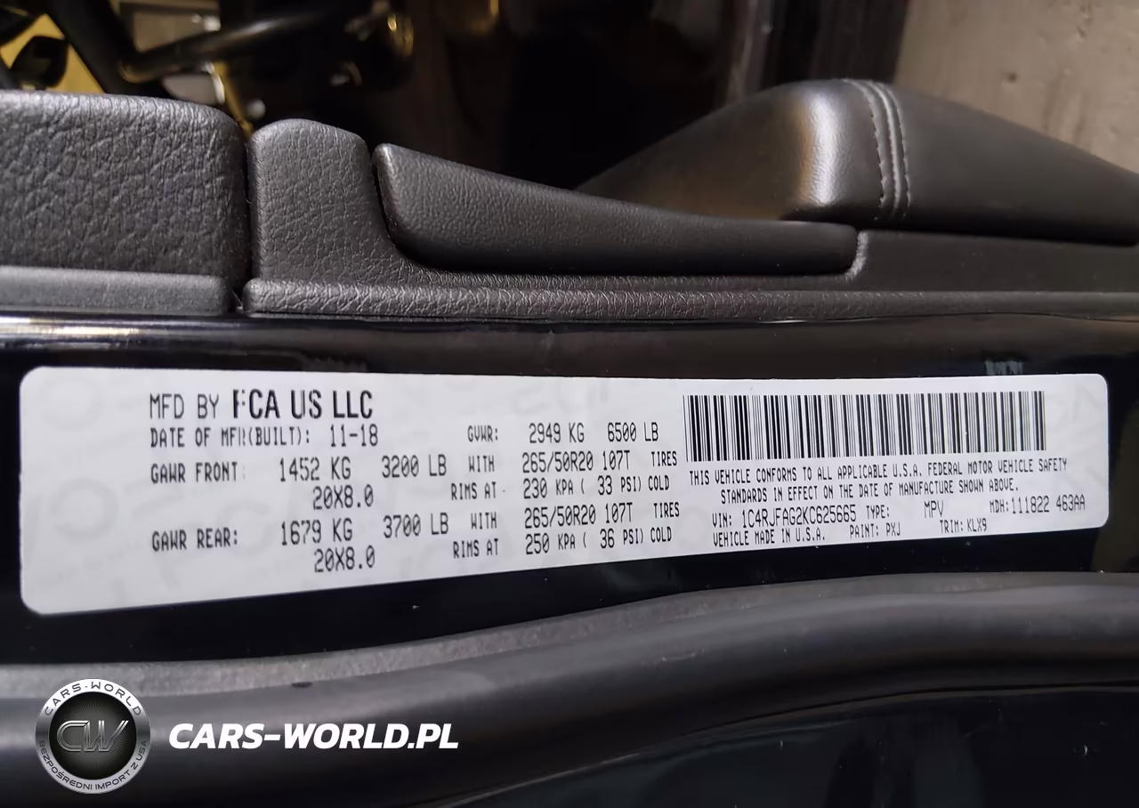 2019 Jeep Grand Cherokee Altitude 4X4 VIN:1C4RJFAG2KC625665 - 9