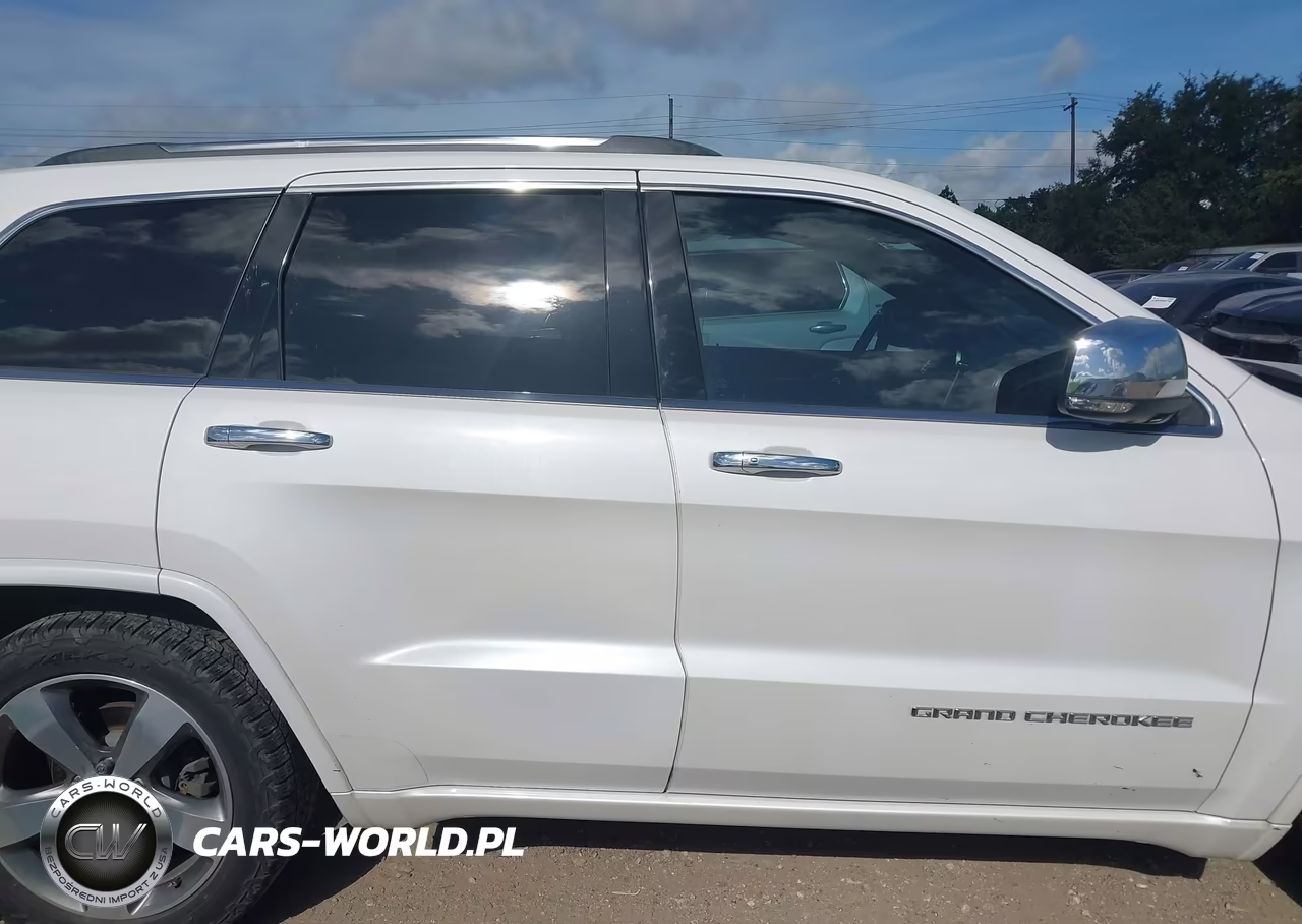 2016 Jeep Grand Cherokee Overland VIN:1C4RJFCGXGC445631 - 13