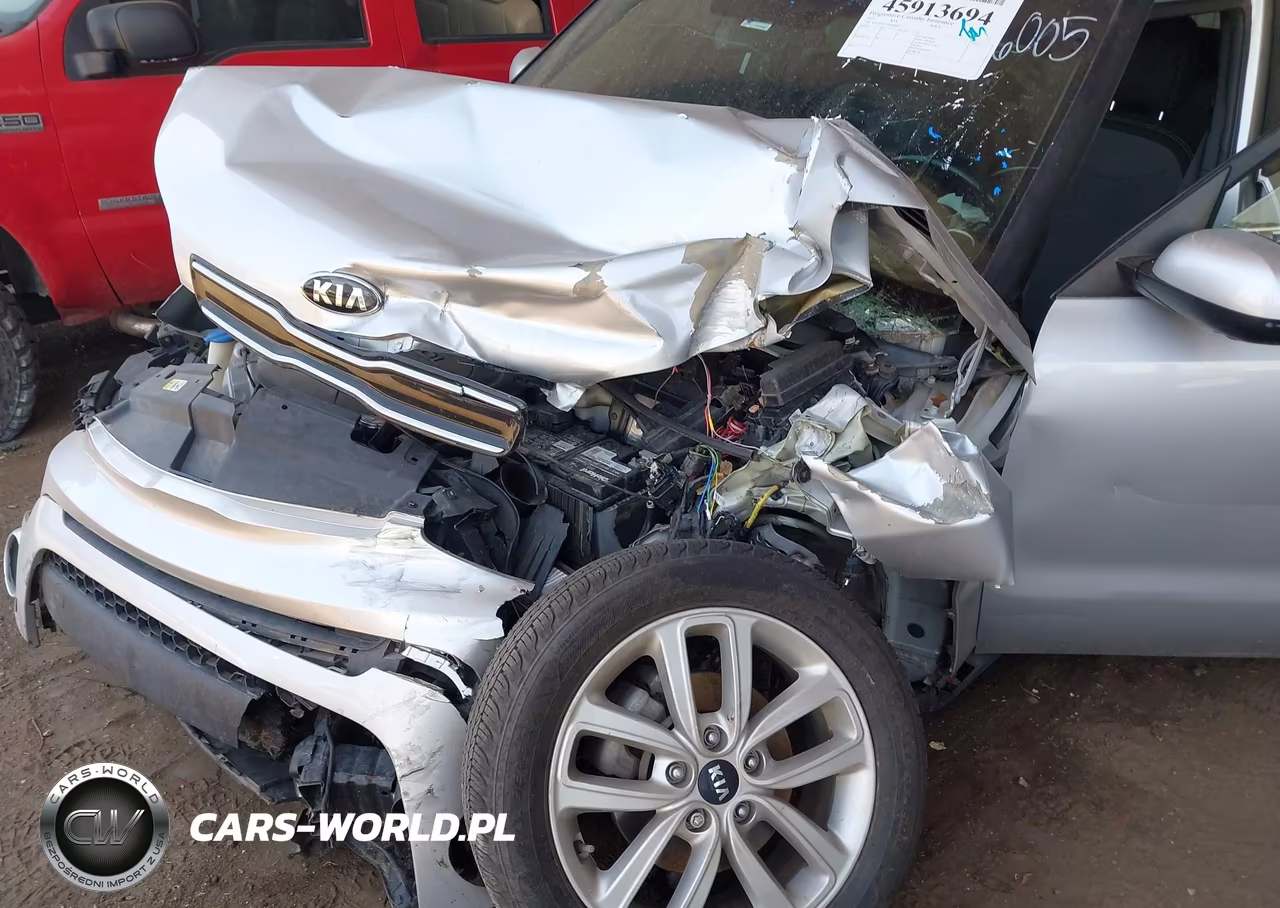 2017 Kia Soul + VIN:KNDJP3A55H7466005 - 6