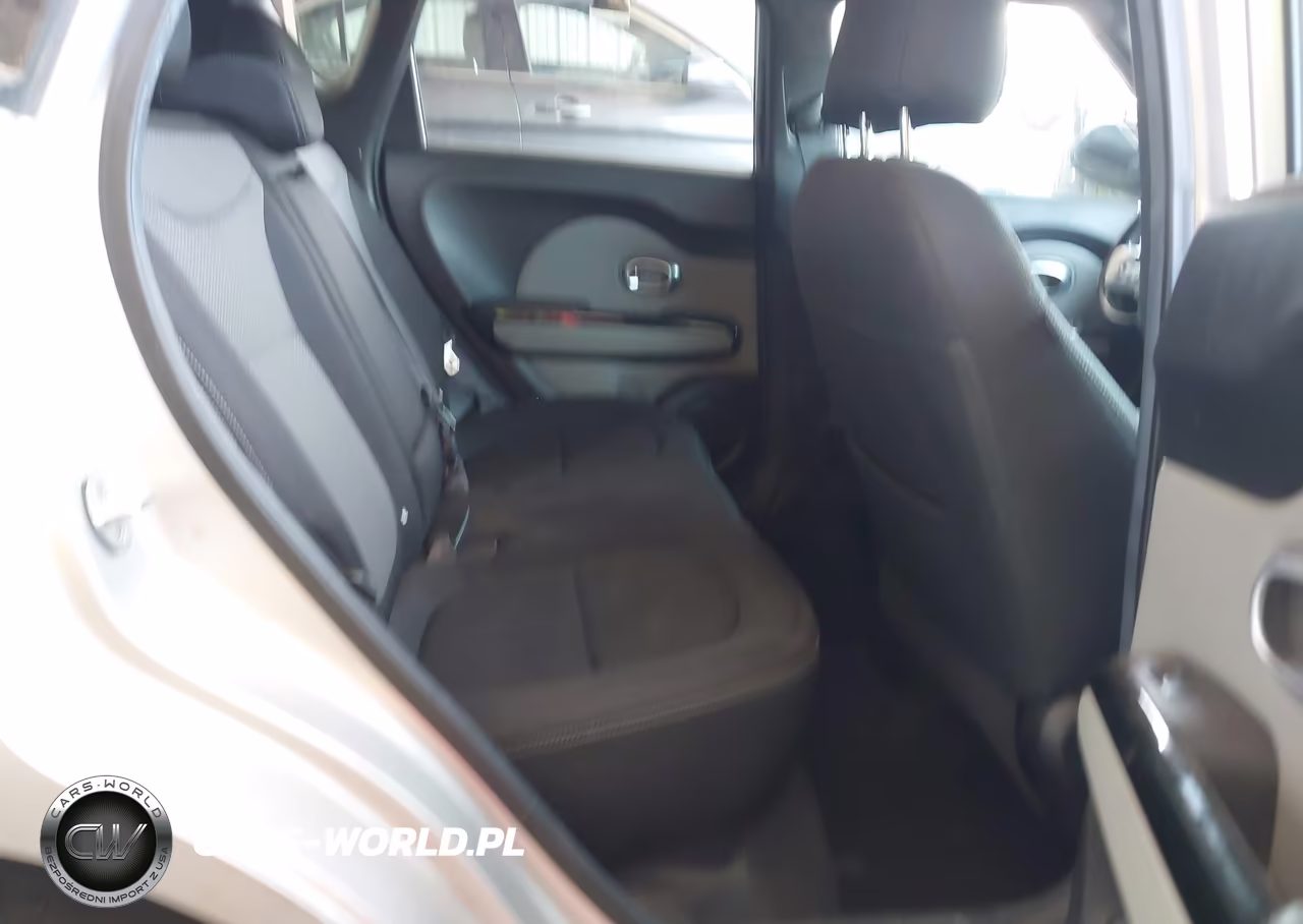 2017 Kia Soul + VIN:KNDJP3A55H7466005 - 8