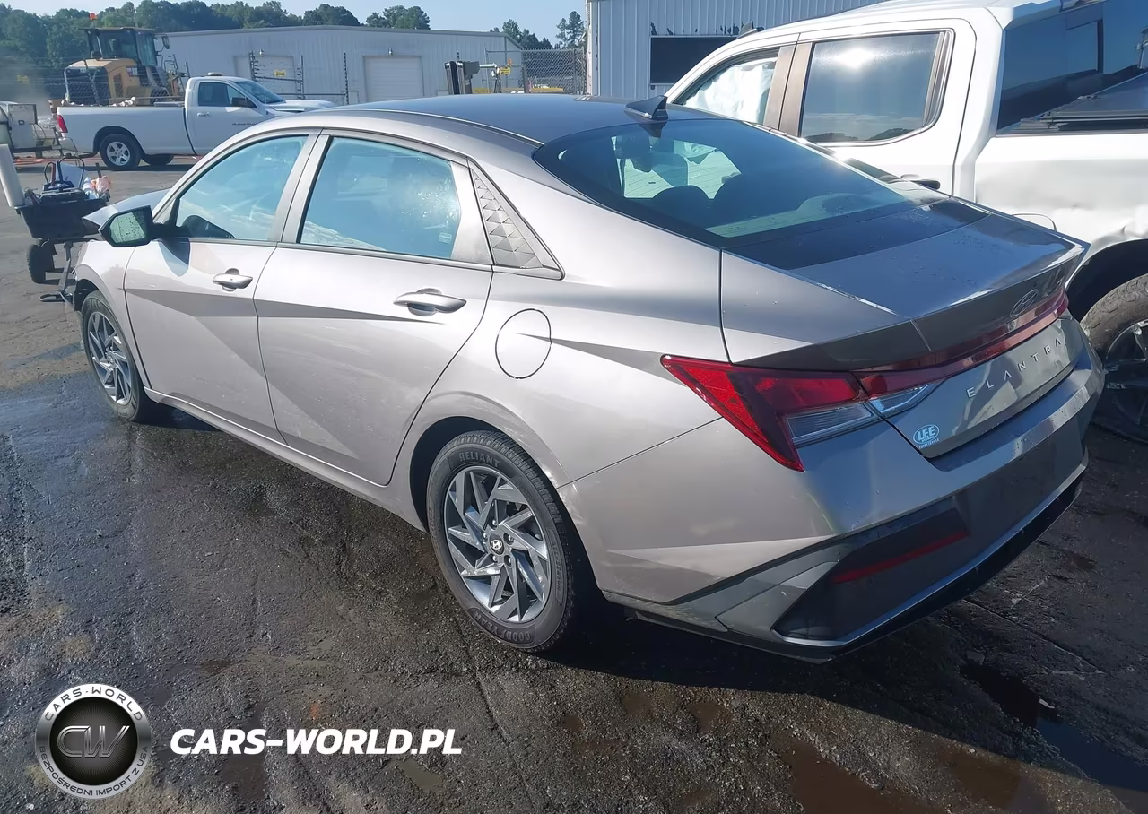 2024 Hyundai Elantra Sel VIN:KMHLM4DG1RU682985 - 3