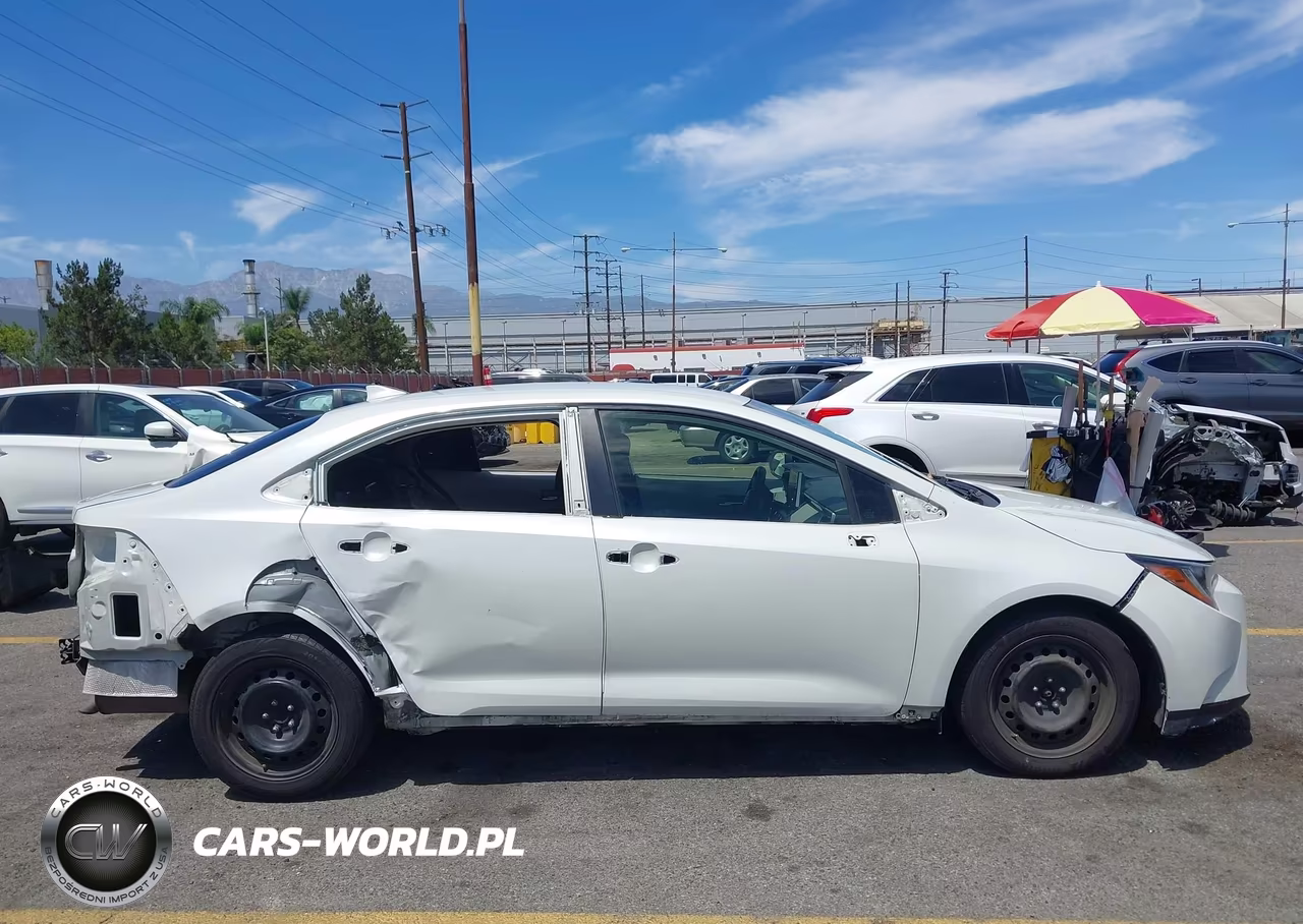 2021 Toyota Corolla Le VIN:JTDEPMAE5MJ142069 - 14