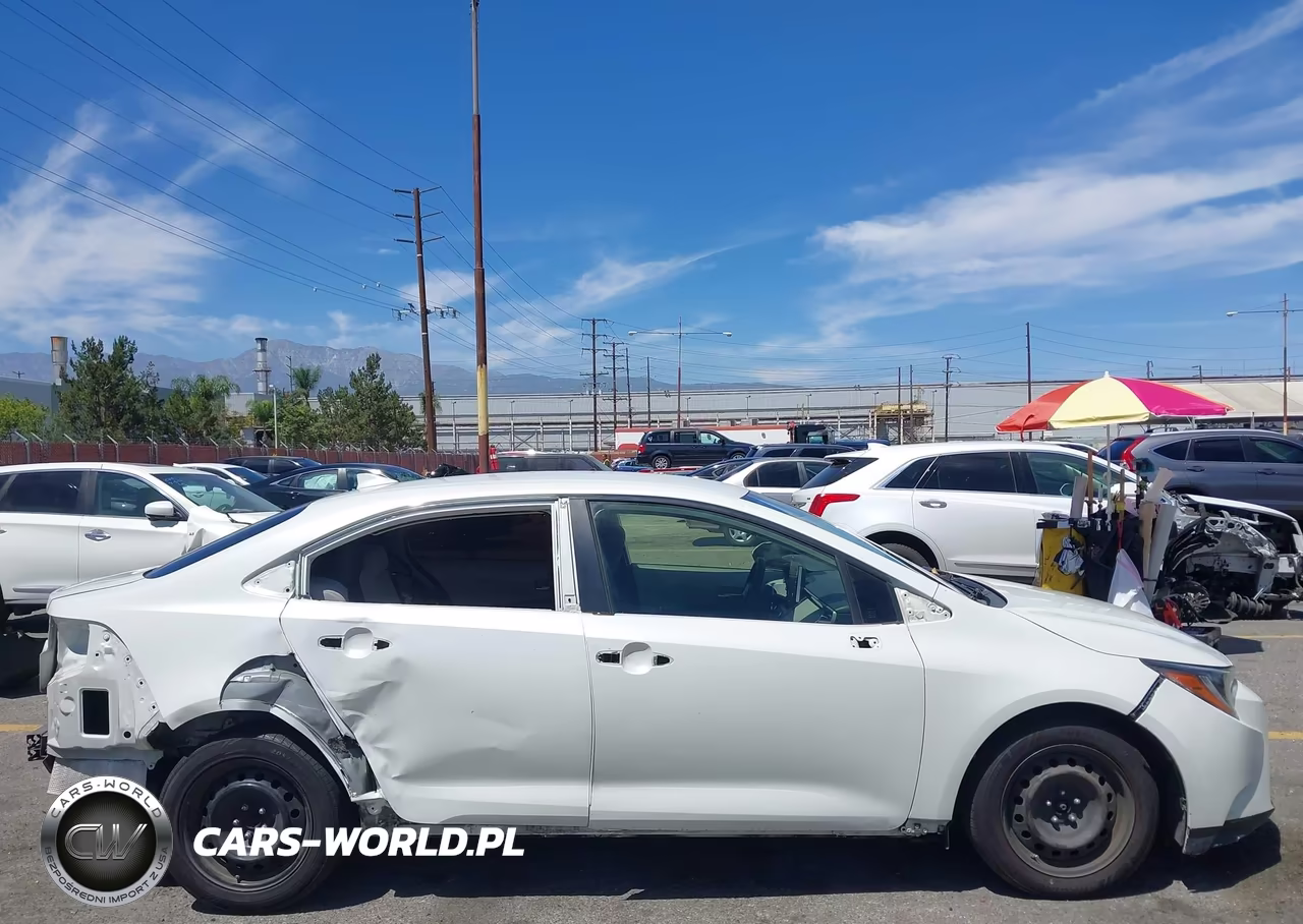 2021 Toyota Corolla Le VIN:JTDEPMAE5MJ142069 - 20