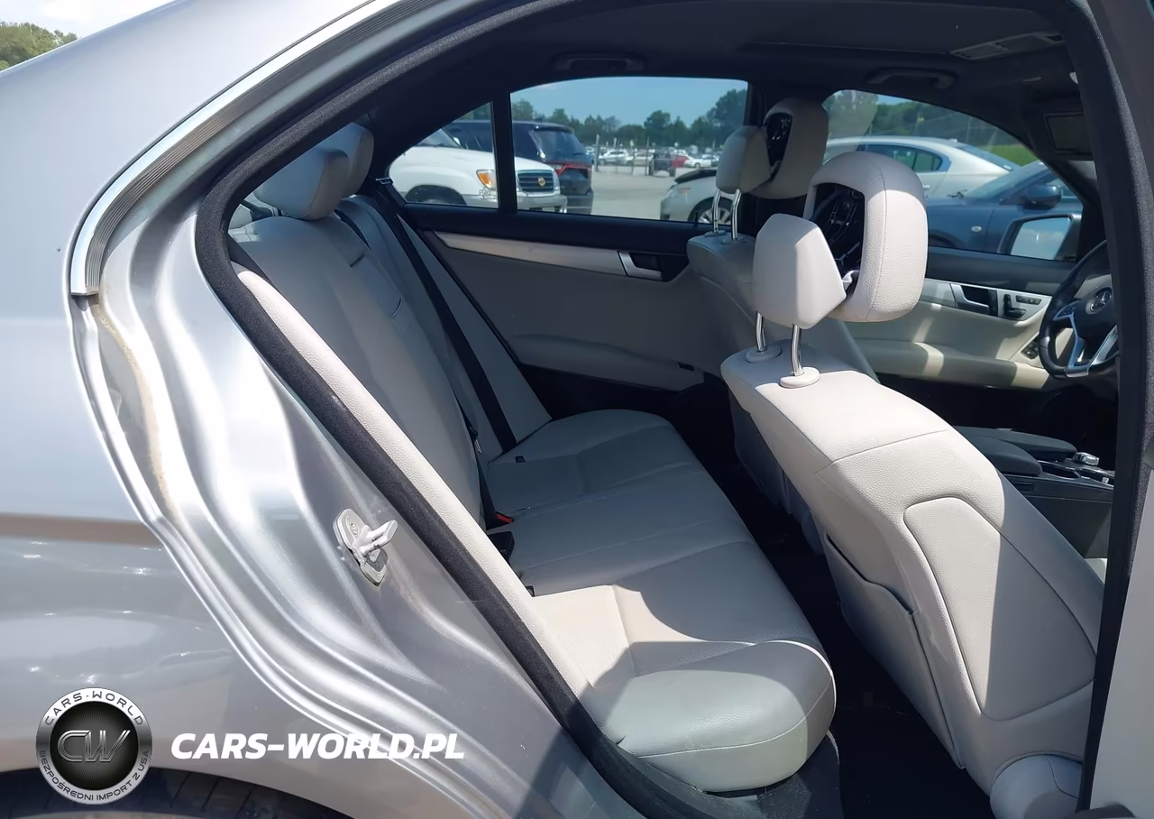 2014 Mercedes-Benz C 250 Sport VIN:WDDGF4HB5EG223259 - 8