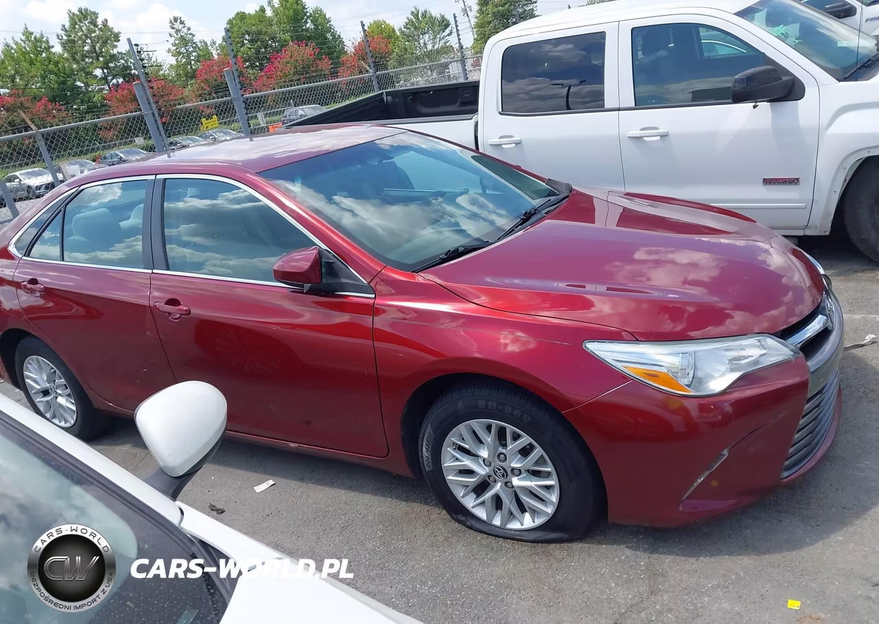 2016 Toyota Camry Le VIN:4T1BF1FK5GU523406 - 13