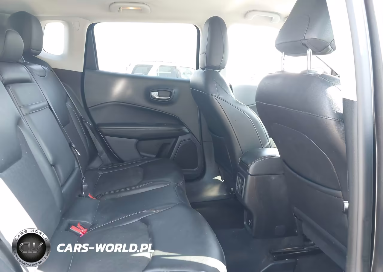 2018 Jeep Compass Latitude Fwd VIN:3C4NJCBB4JT123873 - 8