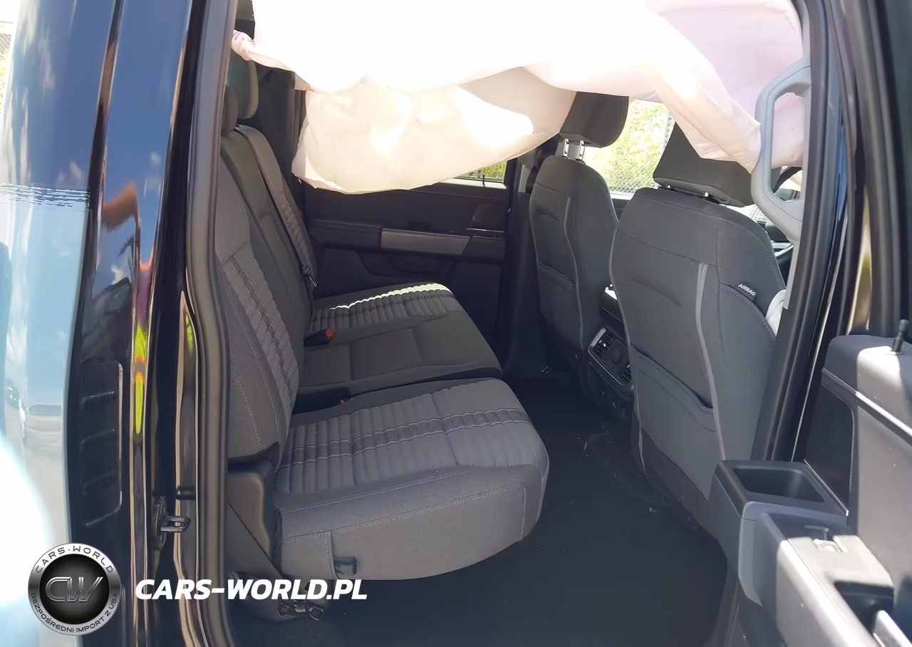 2023 Ford F-150 Xlt VIN:1FTFW1E87PKF14262 - 8