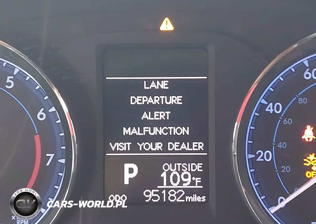 2019 Toyota Corolla Le VIN:2T1BURHE6KC148728 - 16
