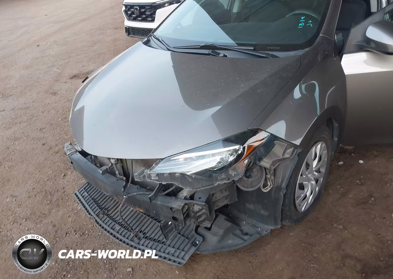 2019 Toyota Corolla Le VIN:2T1BURHE6KC148728 - 6