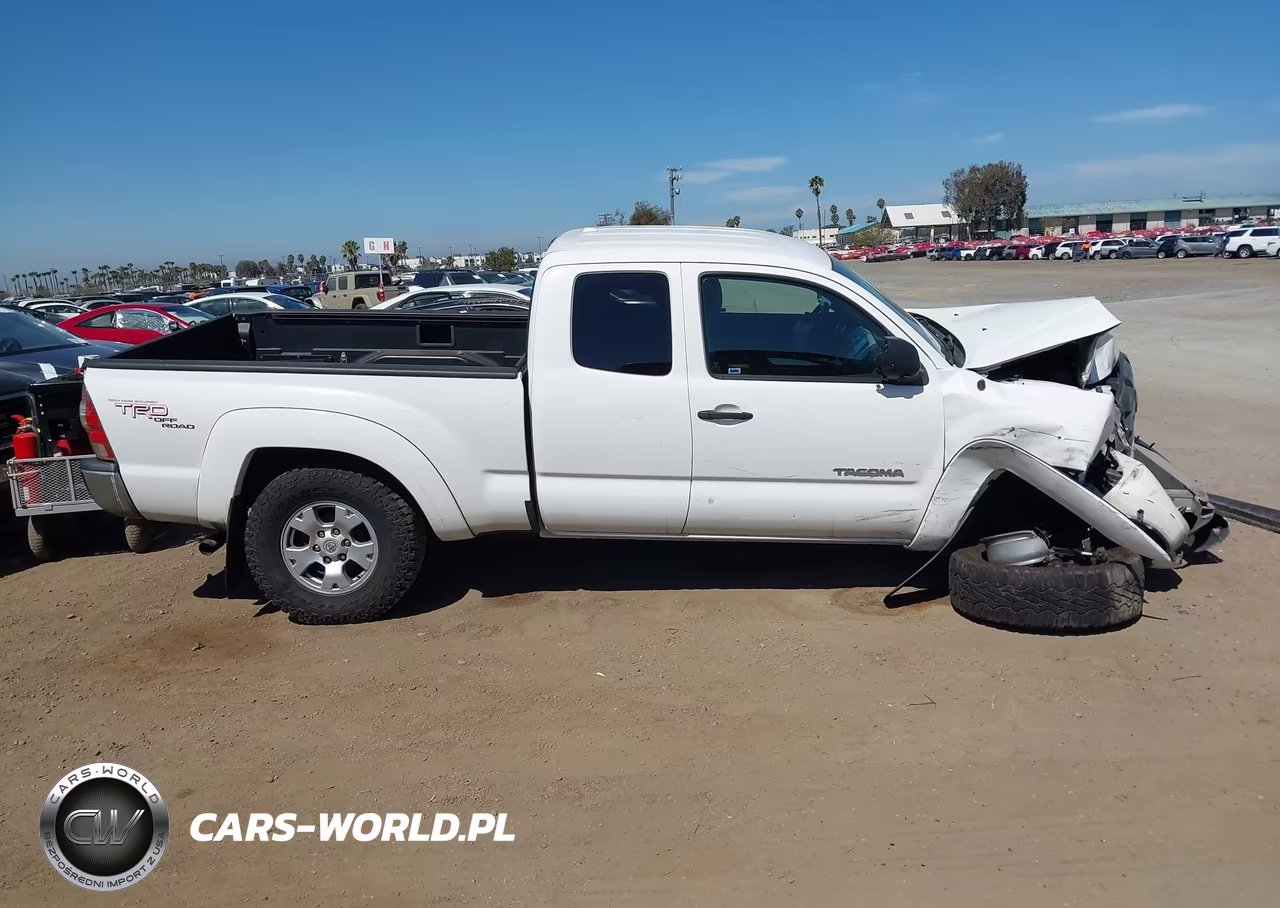 2010 Toyota Tacoma Prerunner V6 VIN:5TETU4GNXAZ694241 - 13