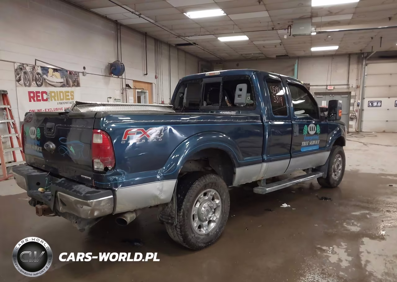 2016 Ford F-350 Xlt VIN:1FT8X3B67GEC78165 - 4