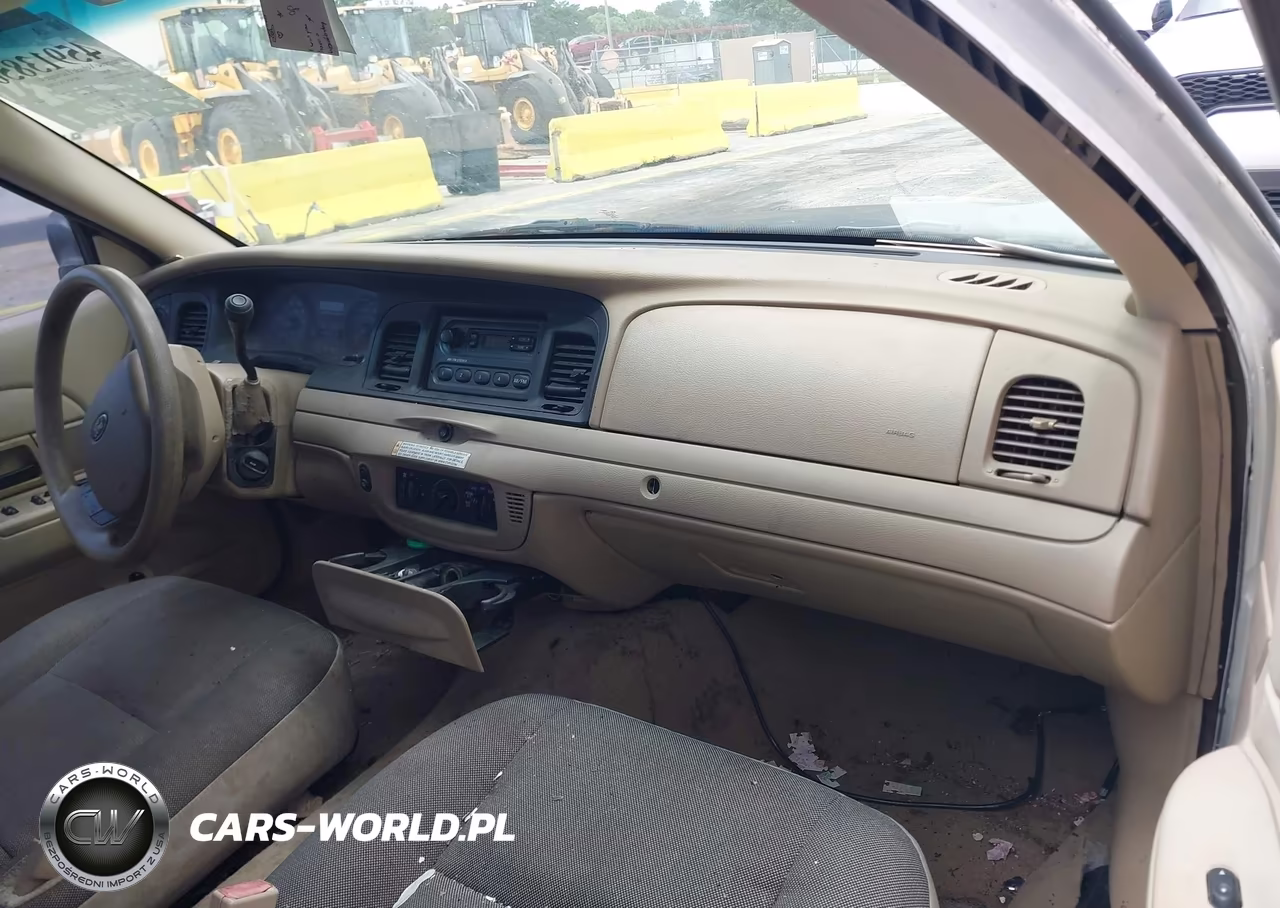 2007 Ford Crown Victoria VIN:2FAHP71W97X123596 - 5
