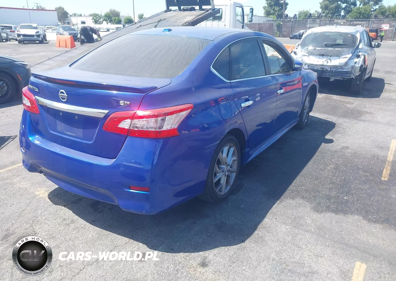 2015 Nissan Sentra Sr VIN:3N1AB7AP1FY308525 - 4
