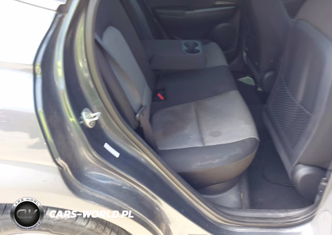 2019 Hyundai Kona Se VIN:KM8K12AA4KU291117 - 8