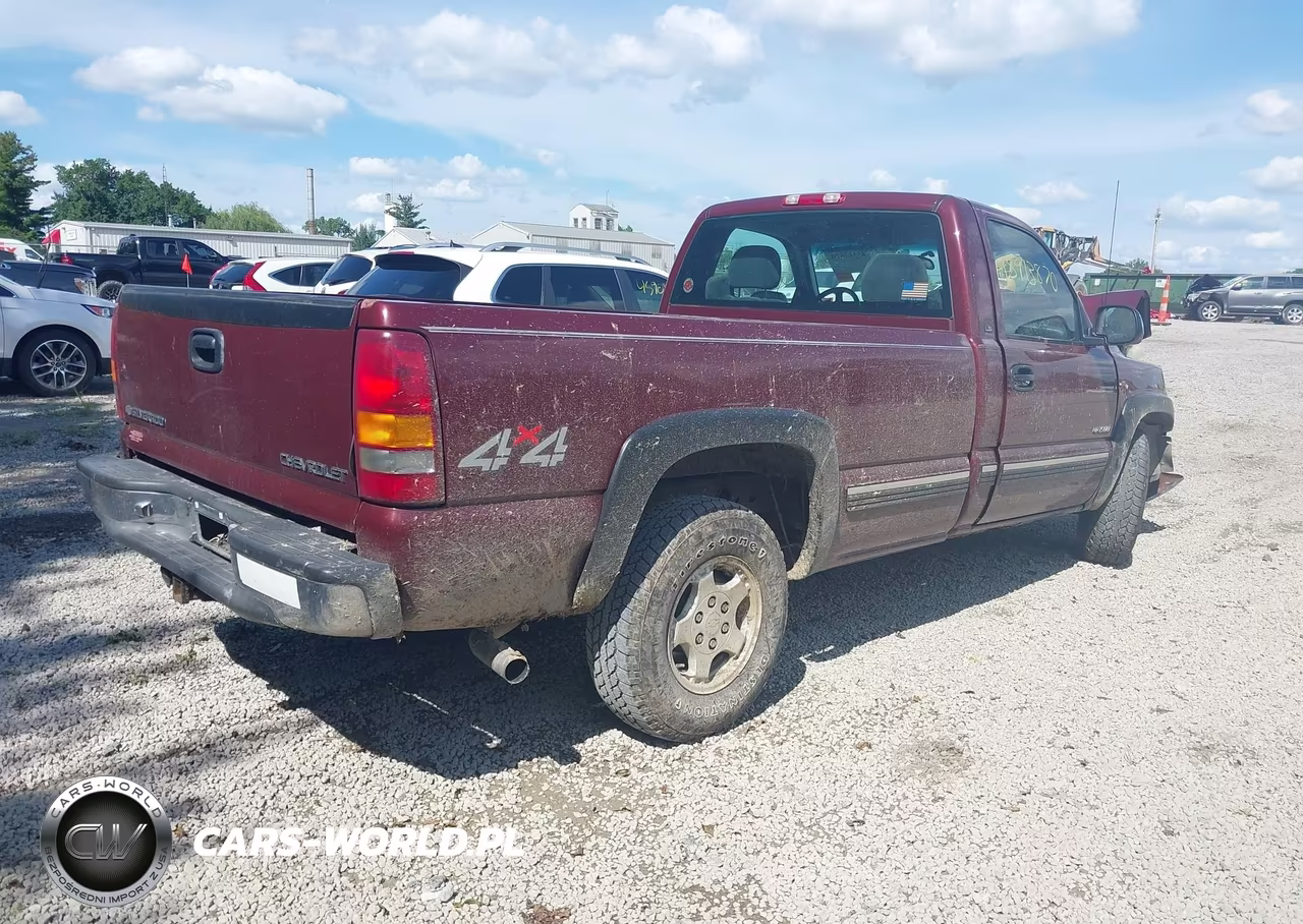 2000 Chevrolet Silverado 1500 Ls VIN:1GCEK14TXYE358909 - 4