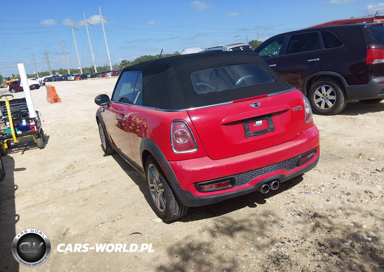 2012 Mini Cooper S VIN:WMWZP3C55CT250250 - 3