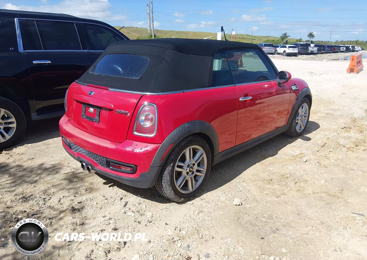 2012 Mini Cooper S VIN:WMWZP3C55CT250250 - 4