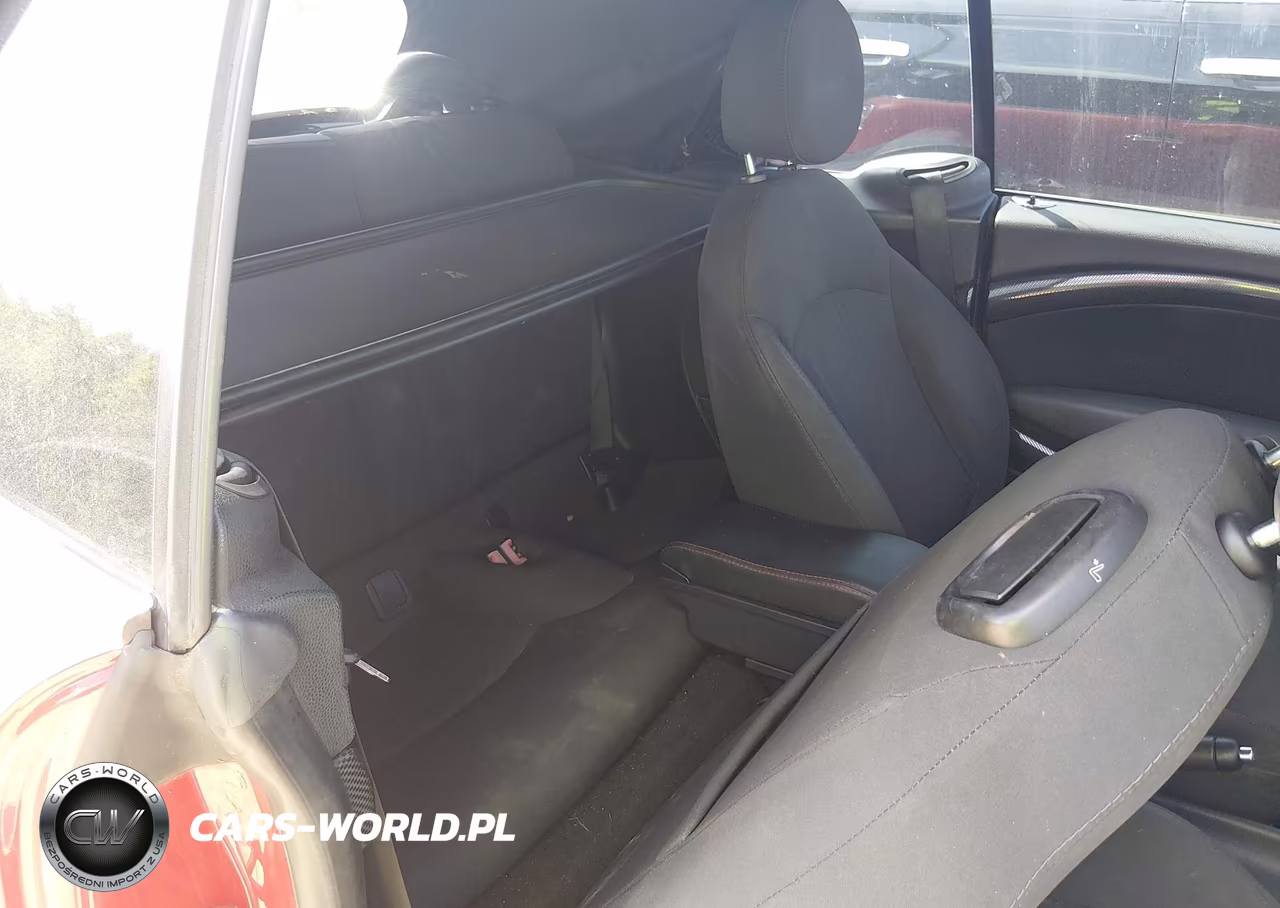 2012 Mini Cooper S VIN:WMWZP3C55CT250250 - 8