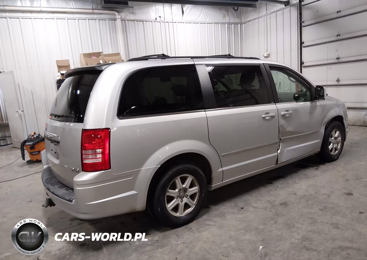 2009 Chrysler Town & Country Touring VIN:2A8HR541X9R529296 - 4