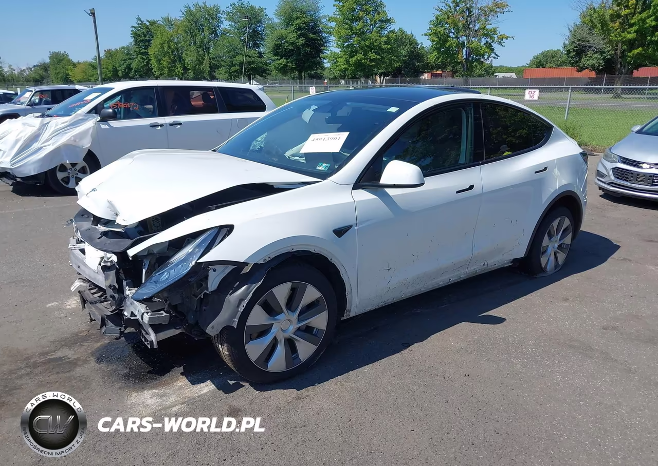 2023 Tesla Model Y Awd-Long Range Dual Motor All-Wheel Drive VIN:7SAYGDEE5PA060894 - 2
