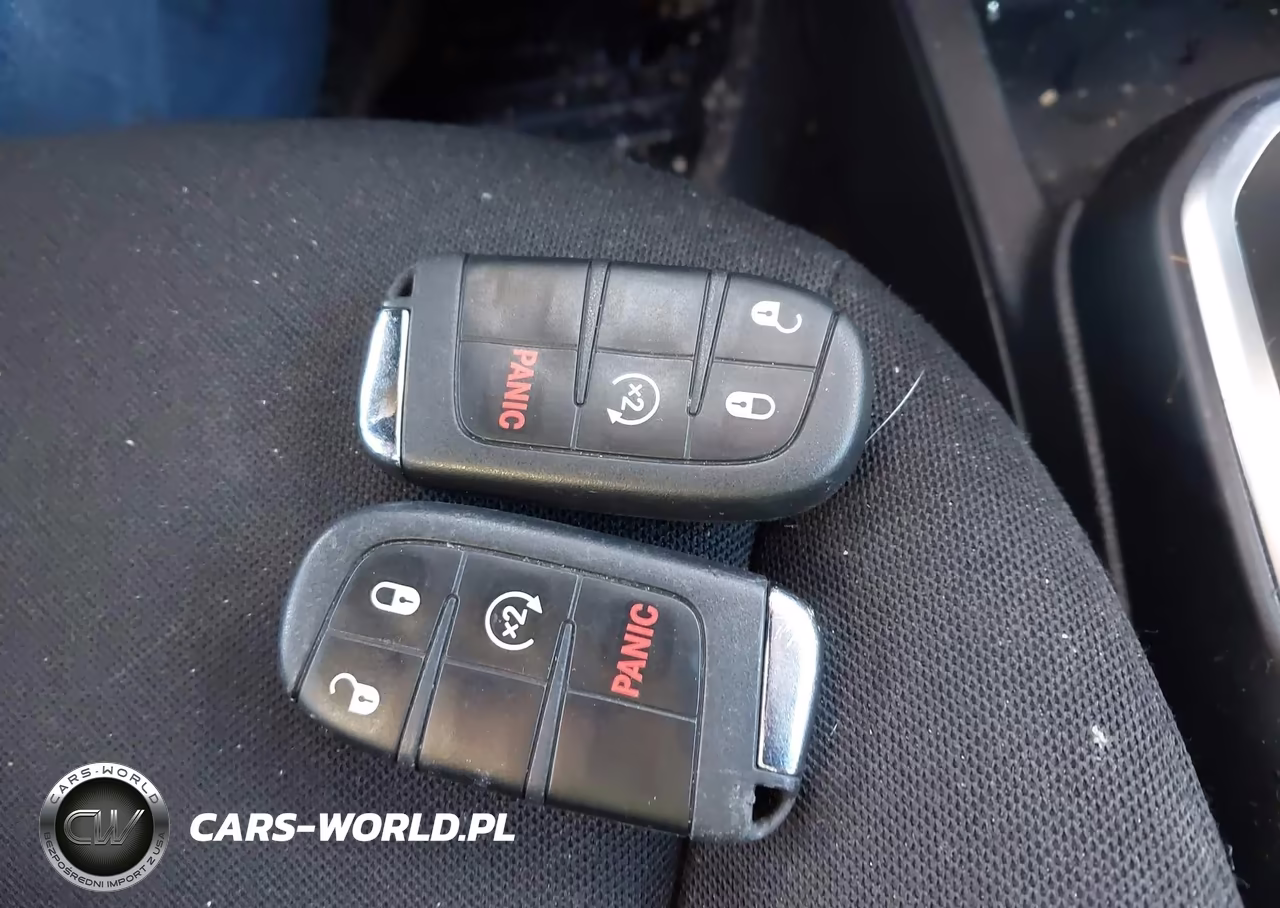 2019 Jeep Renegade Latitude 4X4 VIN:ZACNJBBB8KPK57656 - 11
