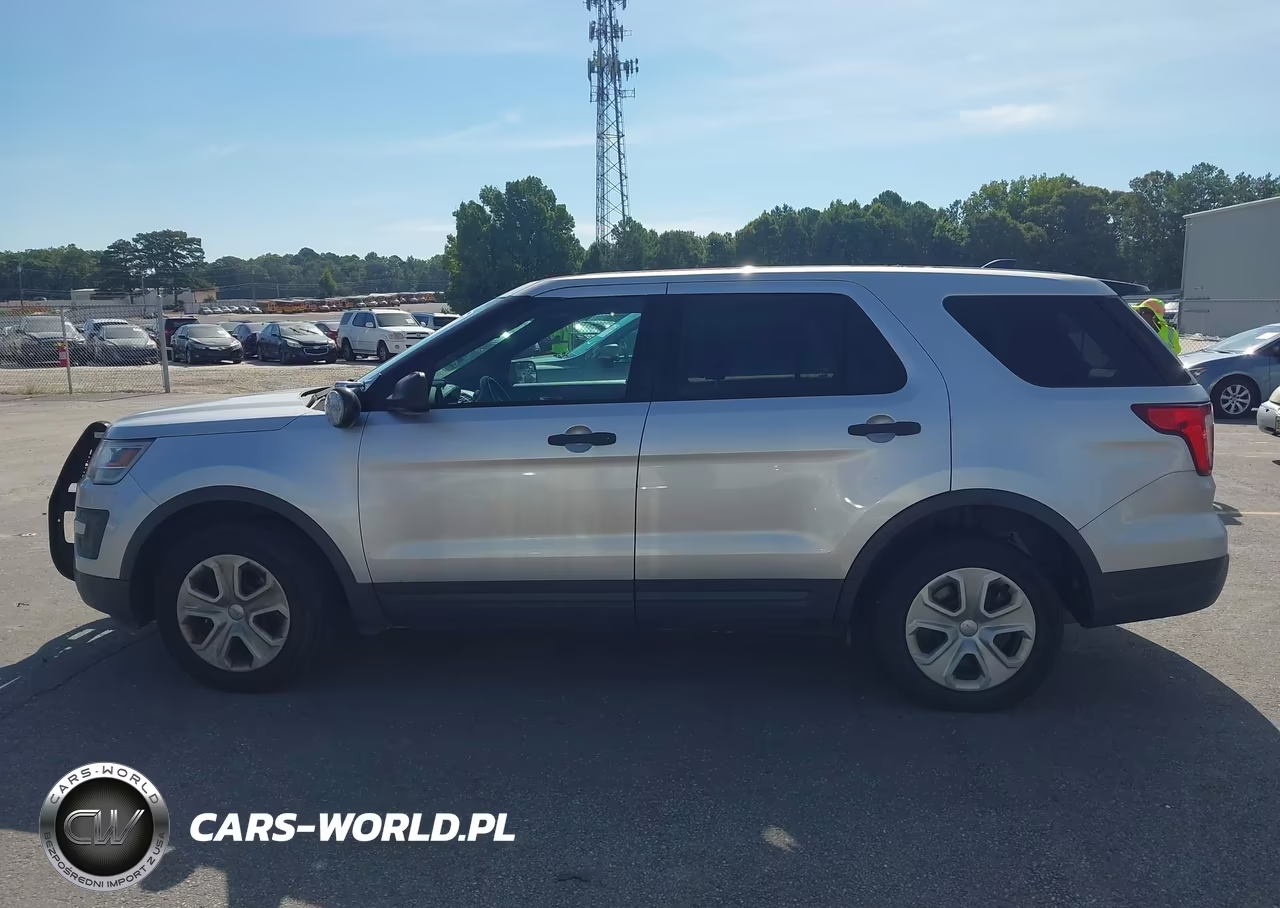 2018 Ford Police Interceptor Utility VIN:1FM5K8AT4JGA58317 - 14