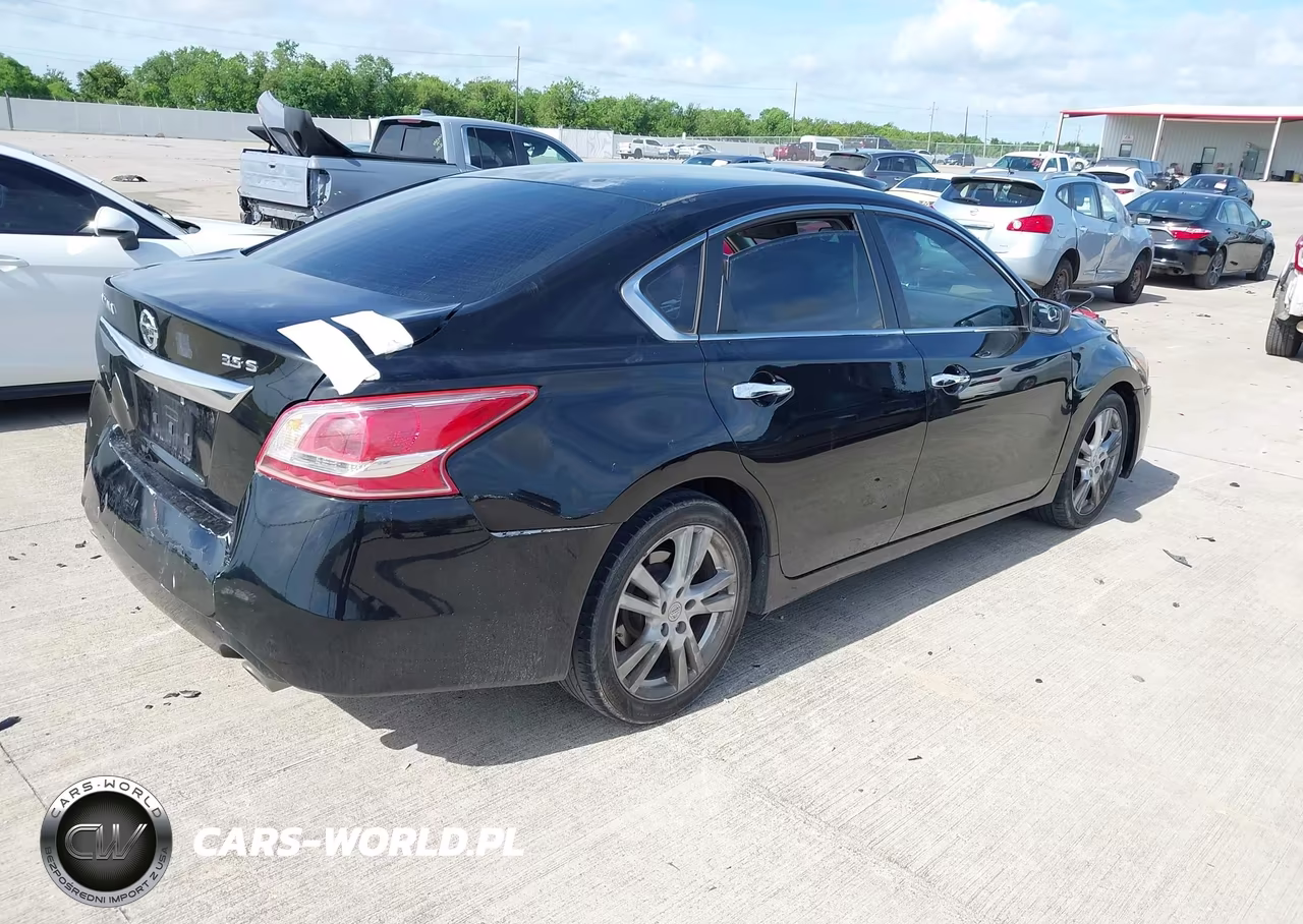 2013 Nissan Altima 3.5 S VIN:1N4BL3AP2DN524424 - 4