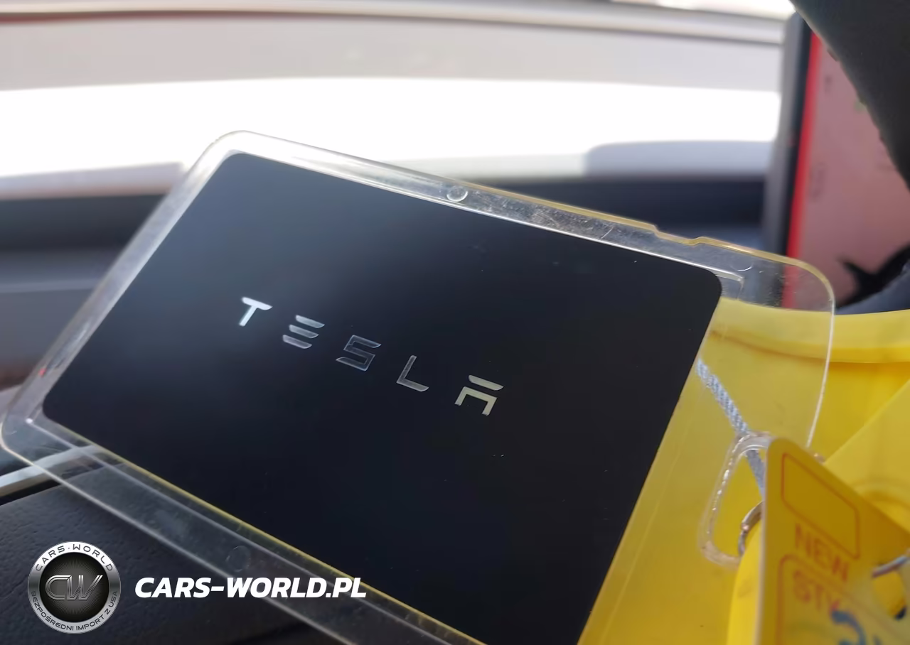 2026 Tesla Model Y All-Wheel Drive-Long Range Launch Series-Premium All-Wheel Drive VIN:7SAYGDEE6TA730642 - 11
