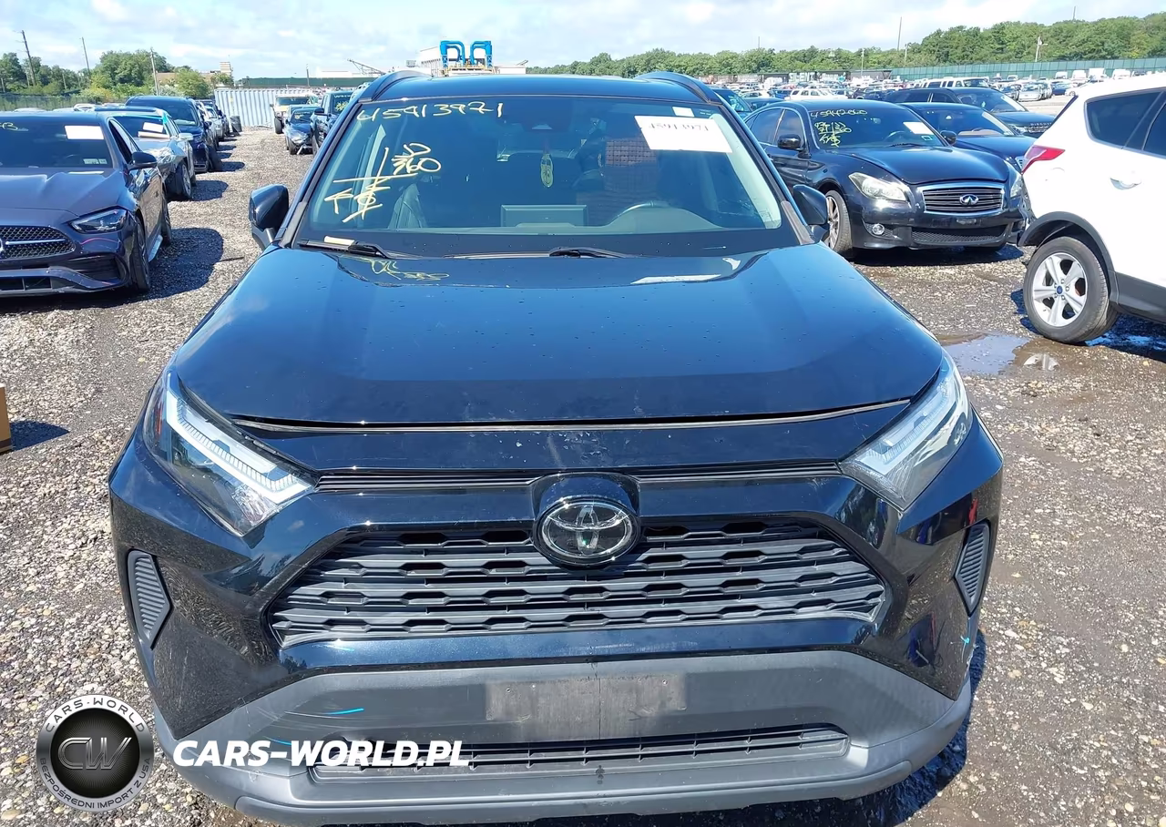 2022 Toyota Rav4 Xle VIN:2T3P1RFV3NC266782 - 12